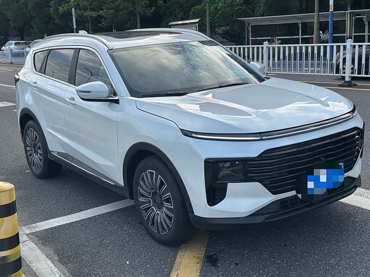 Jietu X70 PLUS 2025 1.5T Elite 5-seater - zdjęcie 12