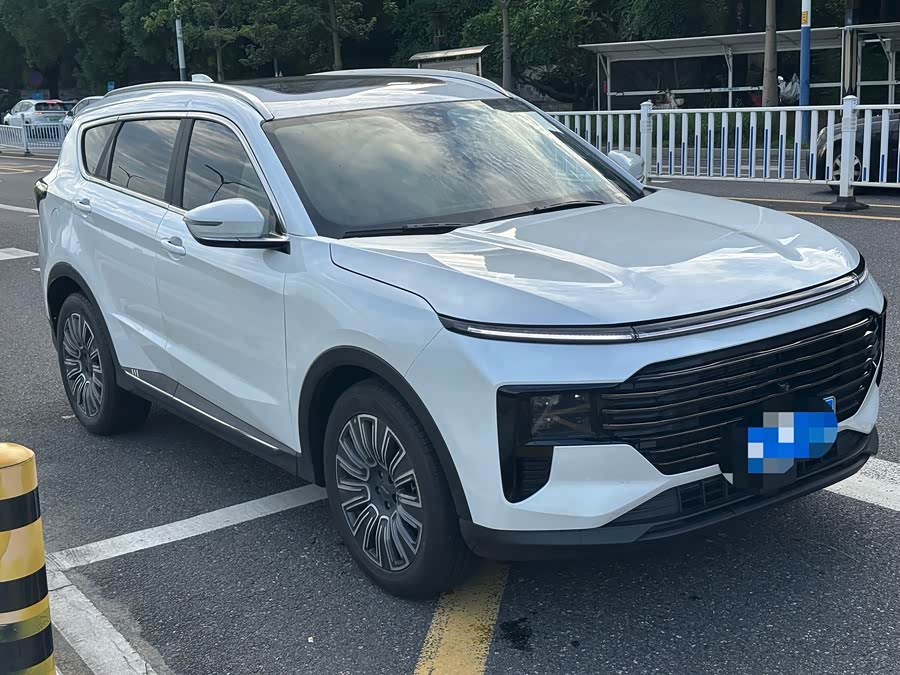 Jietu X70 PLUS 2025 1.5T Elite 5-seater - zdjęcie 3