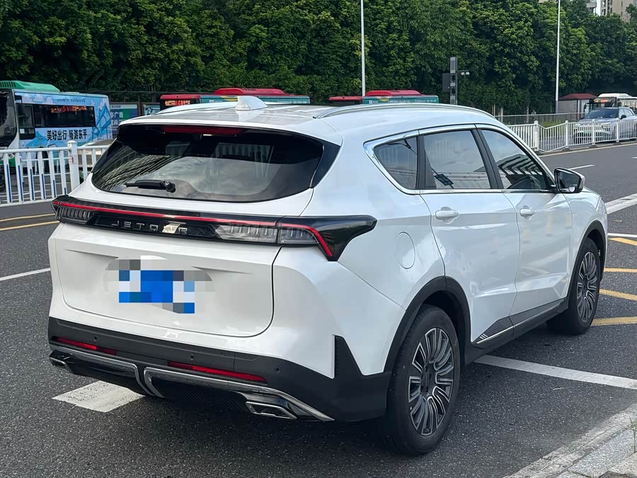 Jietu X70 PLUS 2025 1.5T Elite 5-seater - zdjęcie 5