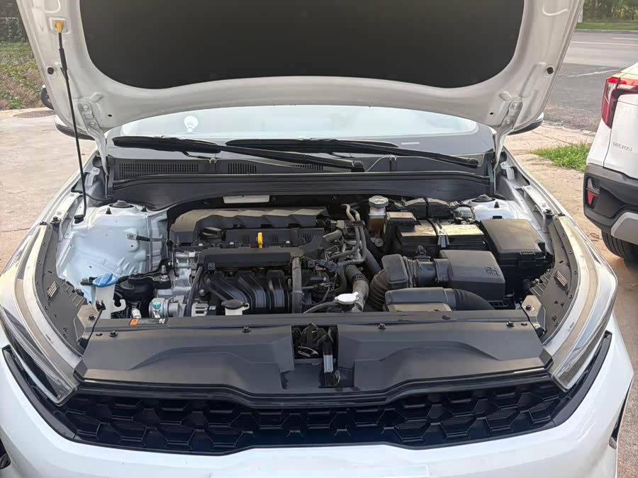 Kia K3 2023 1.5L CVT Luxury - zdjęcie 9