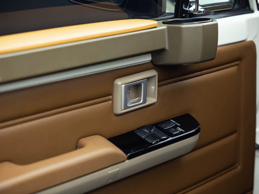 Land Cruiser LC71 2024 4.0L Auto - zdjęcie 11