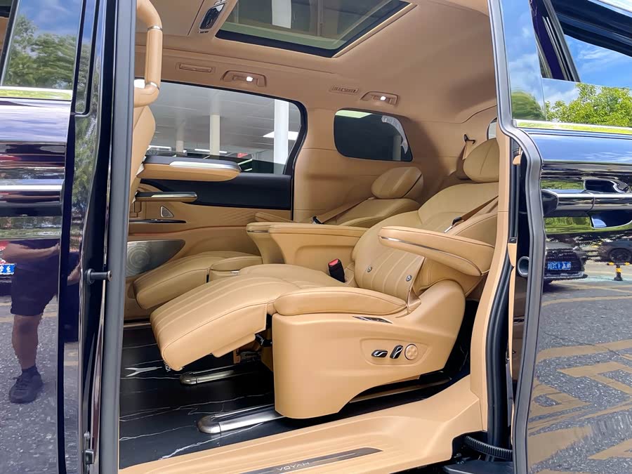 Lantu Dreamer 2024 PHEV Long Range Luxury - zdjęcie 14