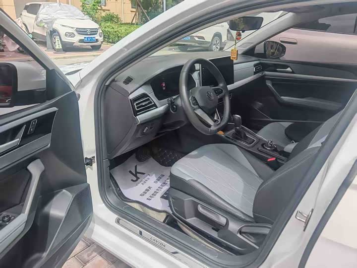 Lavida 2024 1.5L Auto 500000 Edition - zdjęcie 11