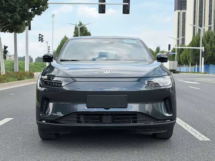 Leapmotor C11 2023 EV 500 Comfort - zdjęcie 11