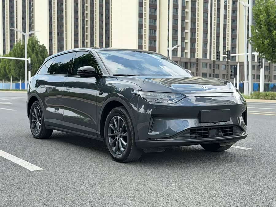 Leapmotor C11 2023 EV 500 Comfort - zdjęcie 3