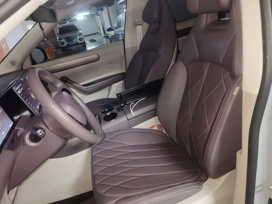 Leapmotor C11 2024 EV 580 Premium - zdjęcie 11