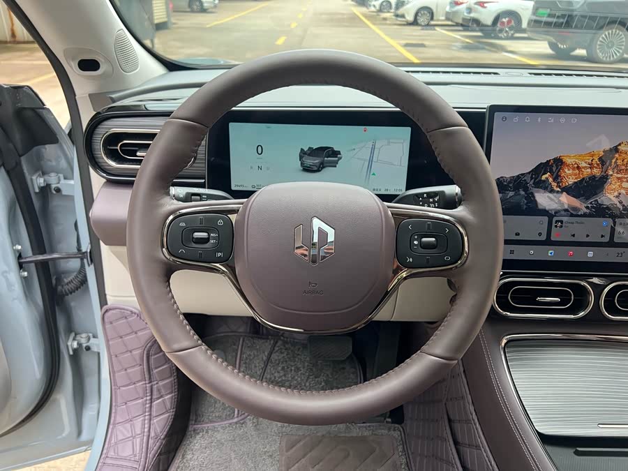 Leapmotor C11 2024 EV 580 Premium - zdjęcie 11