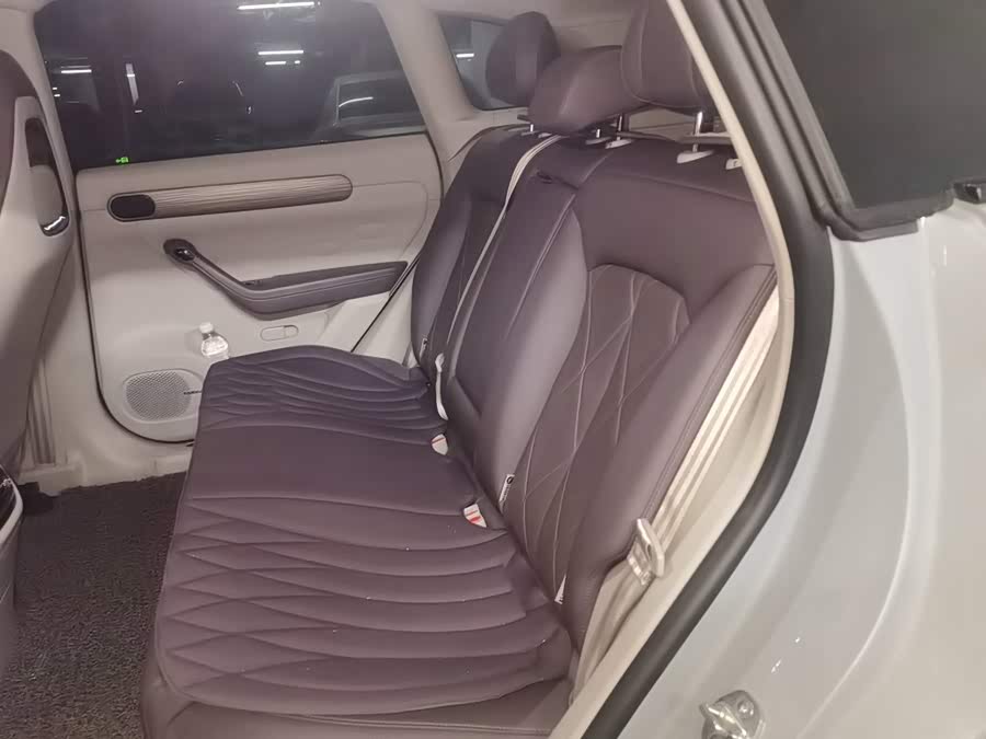 Leapmotor C11 2024 EV 580 Premium - zdjęcie 13