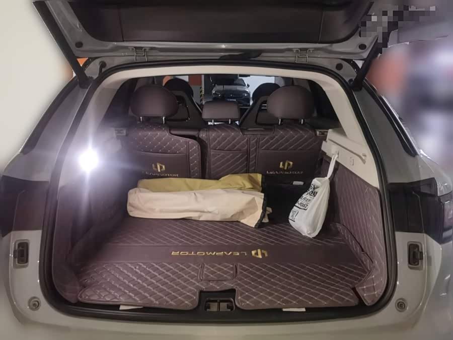 Leapmotor C11 2024 EV 580 Premium - zdjęcie 15