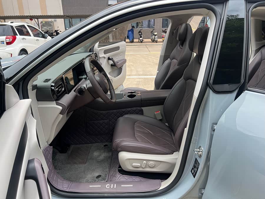 Leapmotor C11 2024 EV 580 Premium - zdjęcie 6