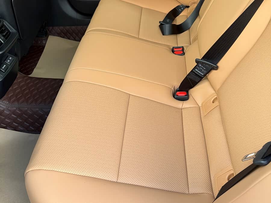 Lexus ES 2022 300h Premium Edition - zdjęcie 7