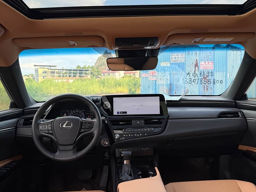 Lexus ES 2022 300h Premium Edition - zdjęcie 8