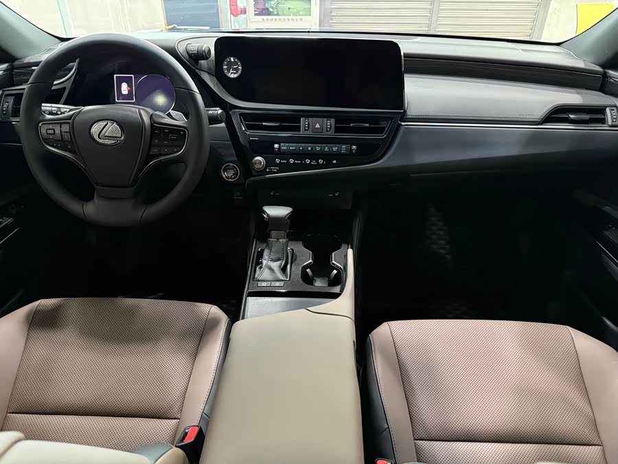 Lexus ES 2023 200 Excellence - zdjęcie 9