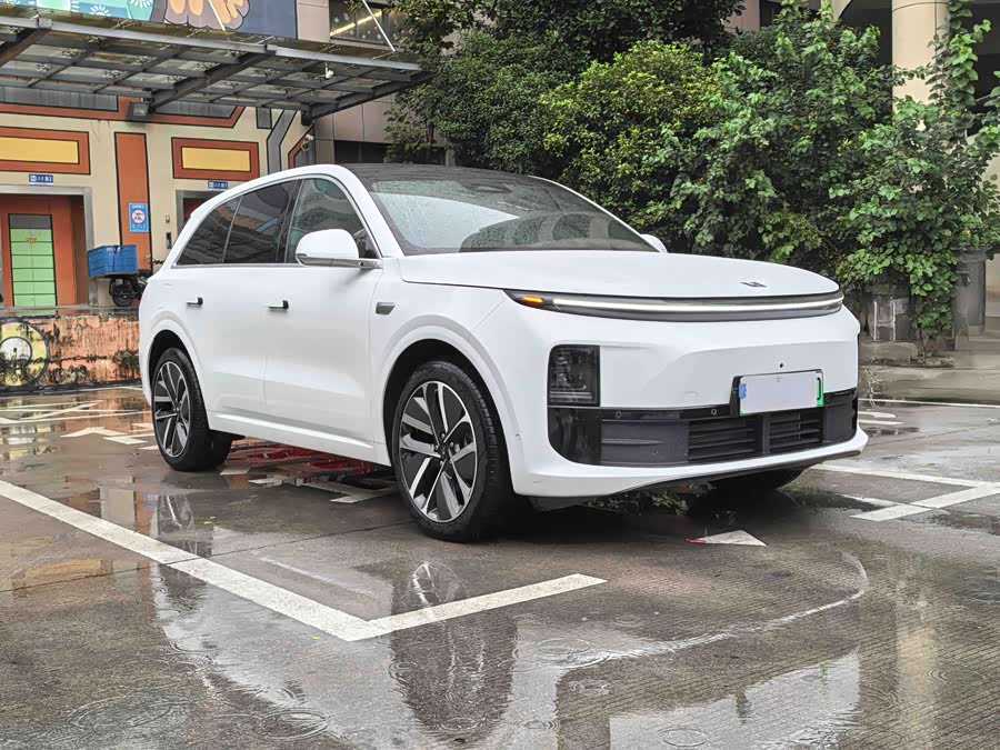 Li Auto L6 2024 Pro - zdjęcie 3