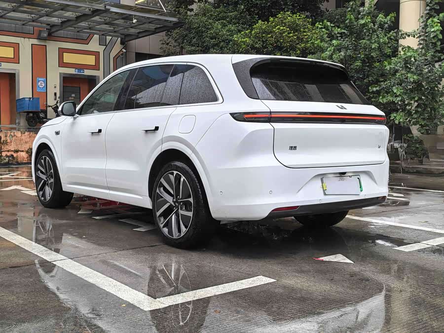 Li Auto L6 2024 Pro - zdjęcie 9