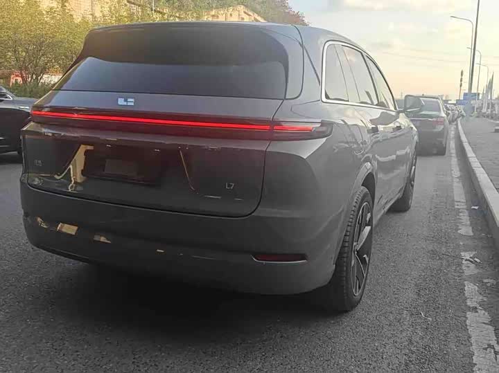 Li Auto L7 2025 Ultra Smart Refresh Version - zdjęcie 13
