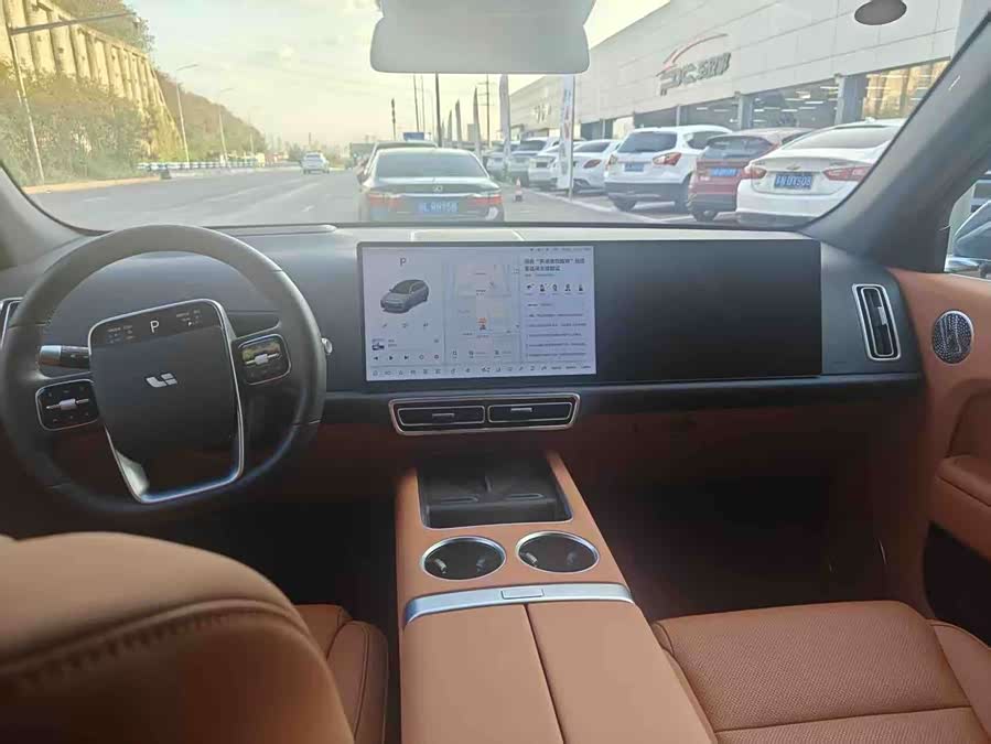 Li Auto L7 2025 Ultra Smart Refresh Version - zdjęcie 4