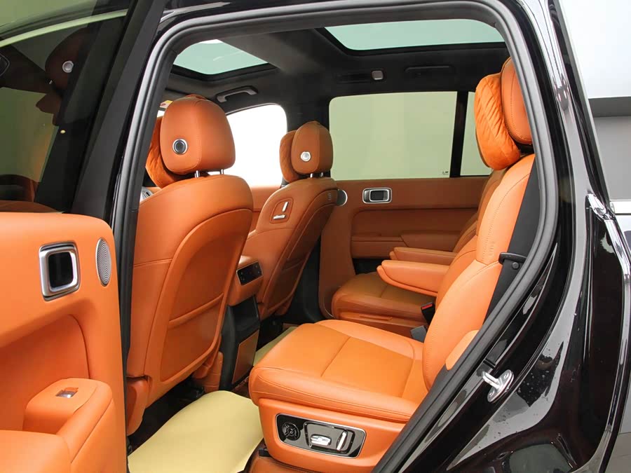 Li Auto L8 2024 Pro - zdjęcie 6