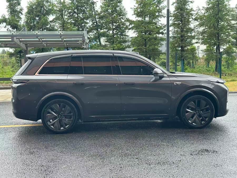 Li Auto L8 2024 Ultra - zdjęcie 5