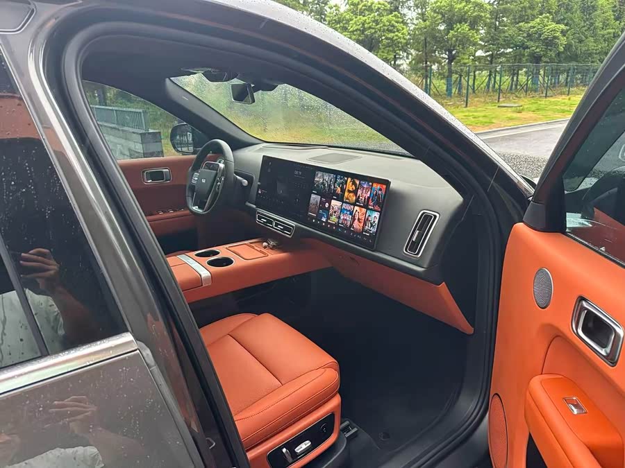 Li Auto L8 2024 Ultra - zdjęcie 7