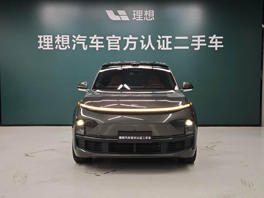 Li Auto L8 2025 Ultra Intelligent Renewal Version - zdjęcie 3