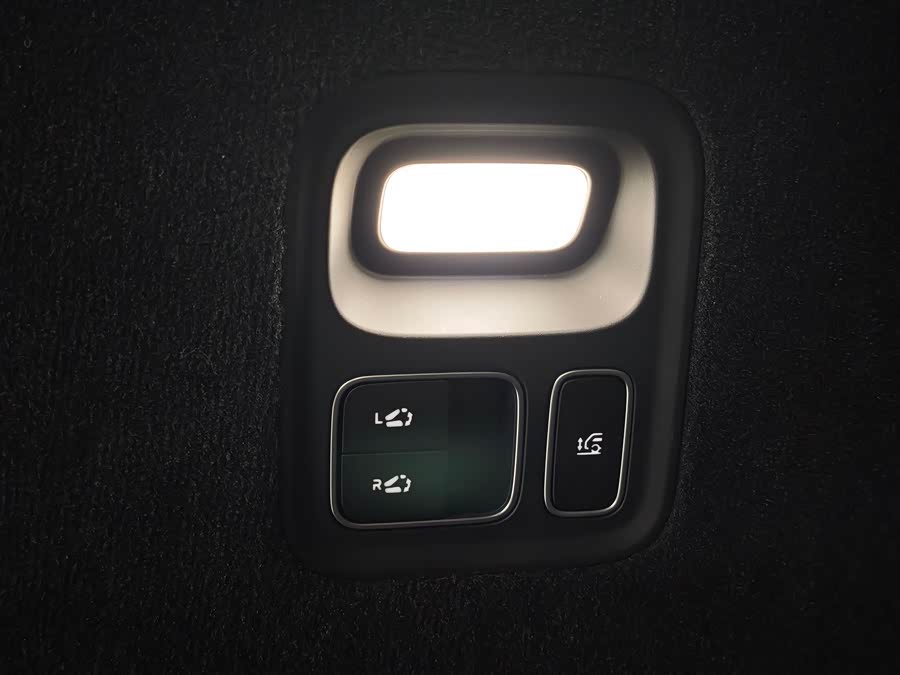 Li Auto L8 2025 Ultra Intelligent Renewal Version - zdjęcie 10