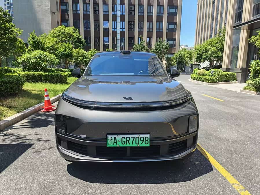 Li Auto L9 2024 Ultra - zdjęcie 2