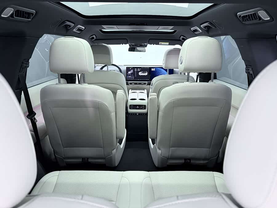 Li Auto L9 2024 Ultra - zdjęcie 13