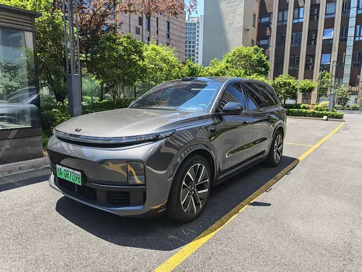 Li Auto L9 2024 Ultra - zdjęcie 13