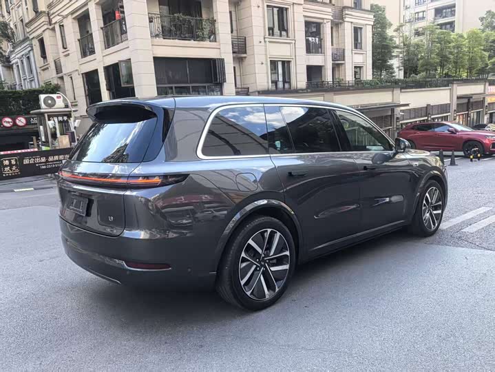 Li Auto L9 2024 Ultra - zdjęcie 18