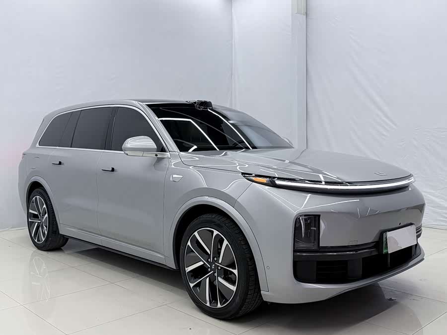 Li Auto L9 2024 Ultra - zdjęcie 3