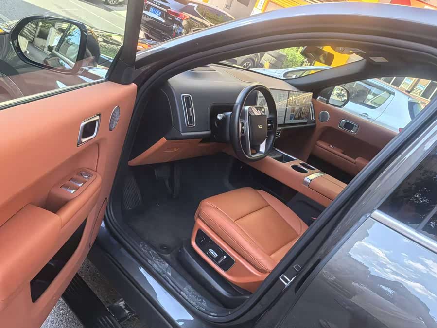 Li Auto L9 2024 Ultra - zdjęcie 4