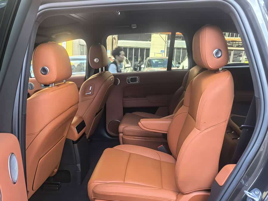 Li Auto L9 2024 Ultra - zdjęcie 6