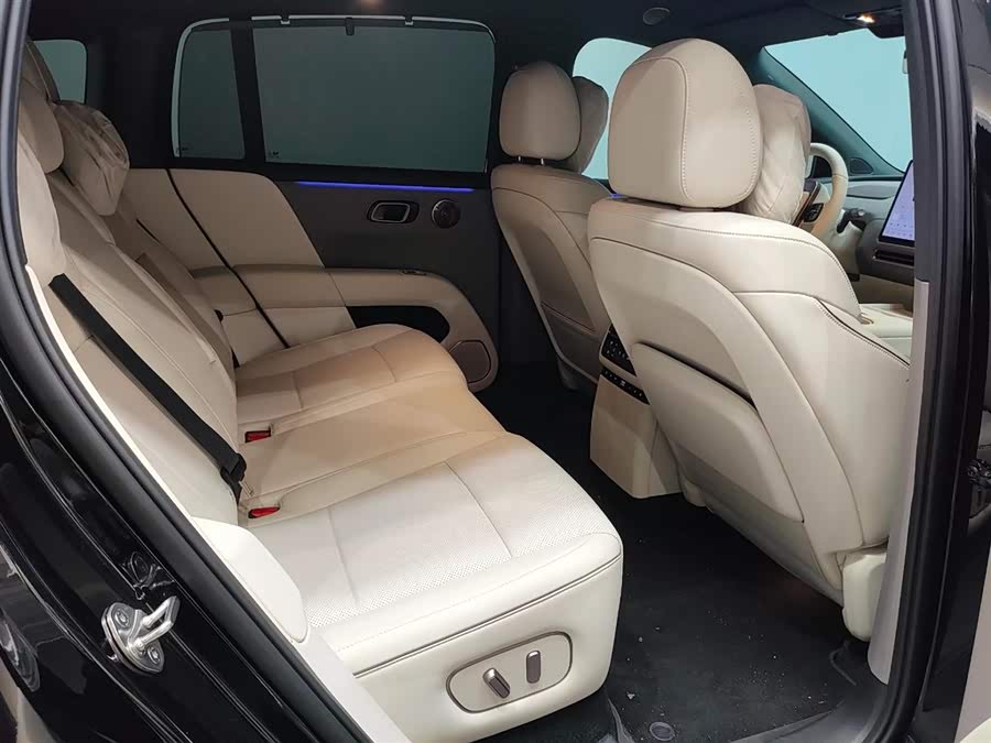 Li Auto i6 2025 2WD Standard - zdjęcie 7