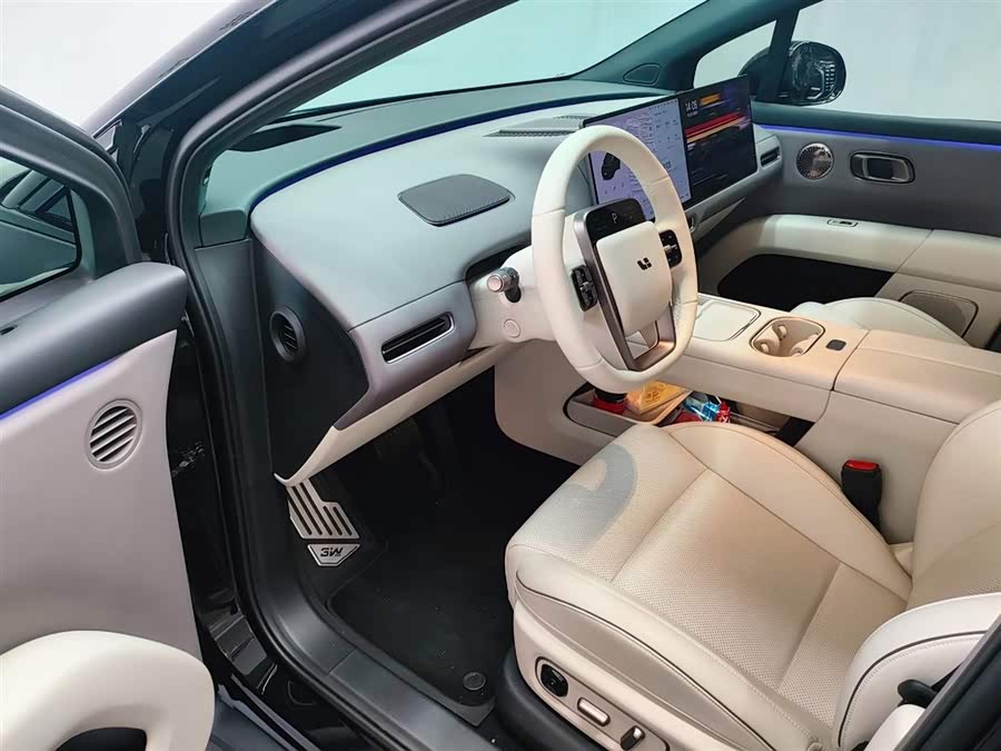 Li Auto i6 2025 2WD Standard - zdjęcie 10