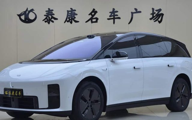 Li Auto i8 2025 Standard Edition