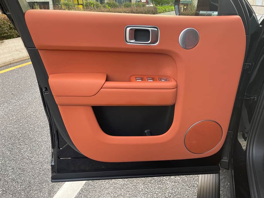 Li Xiang L8 2024 Max - zdjęcie 12
