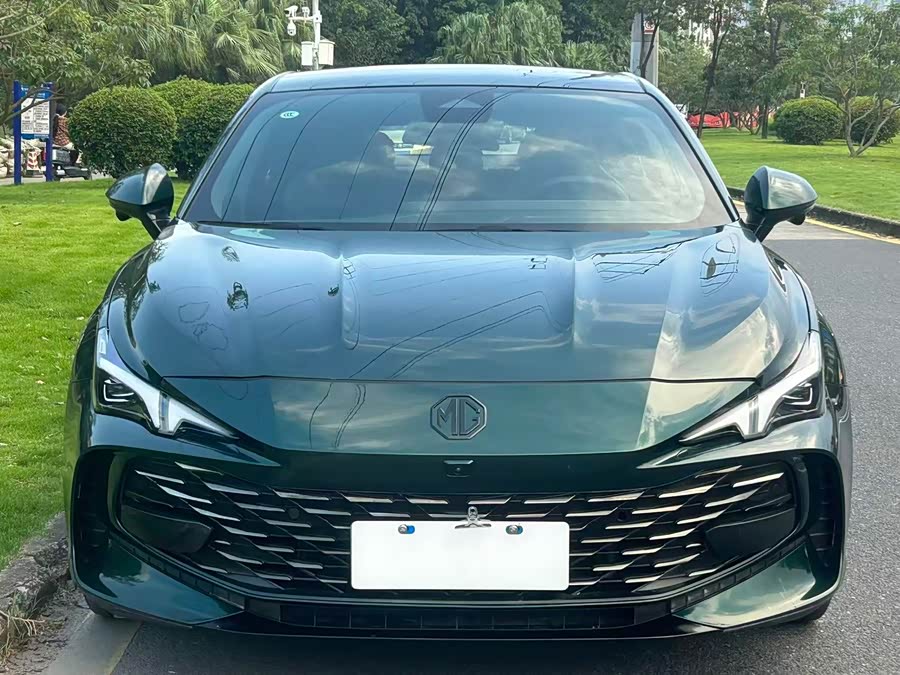 MG7 2023 1.5T DCT Elegant Version