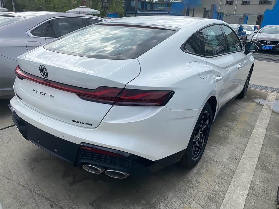 MG7 2023 1.5T DCT Ultimate Luxury Edition - zdjęcie 14