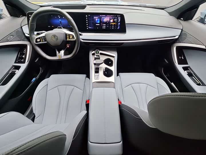 MG7 2026 2.0T Trophy+ Super Intelligent Driving - zdjęcie 19