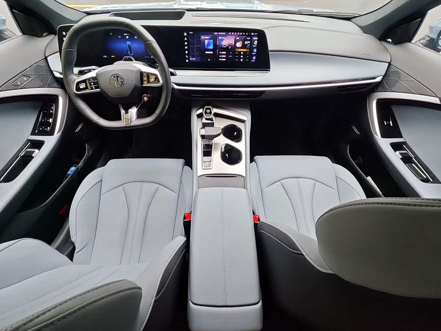 MG7 2026 2.0T Trophy+ Super Intelligent Driving - zdjęcie 4