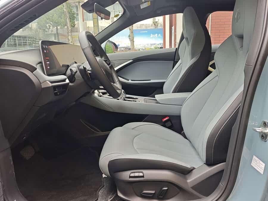 MG7 2026 2.0T Trophy+ Super Intelligent Driving - zdjęcie 5