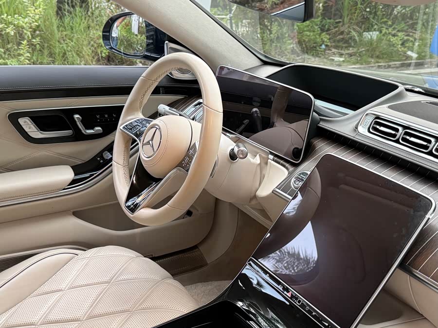 Maybach S-Class 2022 S 680 4MATIC Craftsmanship Edition - zdjęcie 3