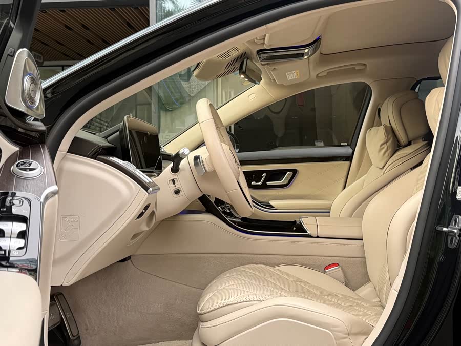 Maybach S-Class 2022 S 680 4MATIC Craftsmanship Edition - zdjęcie 9