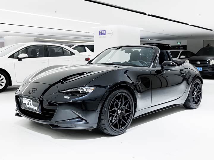 Mazda MX-5 2023 2.0L墨规版 - zdjęcie 11
