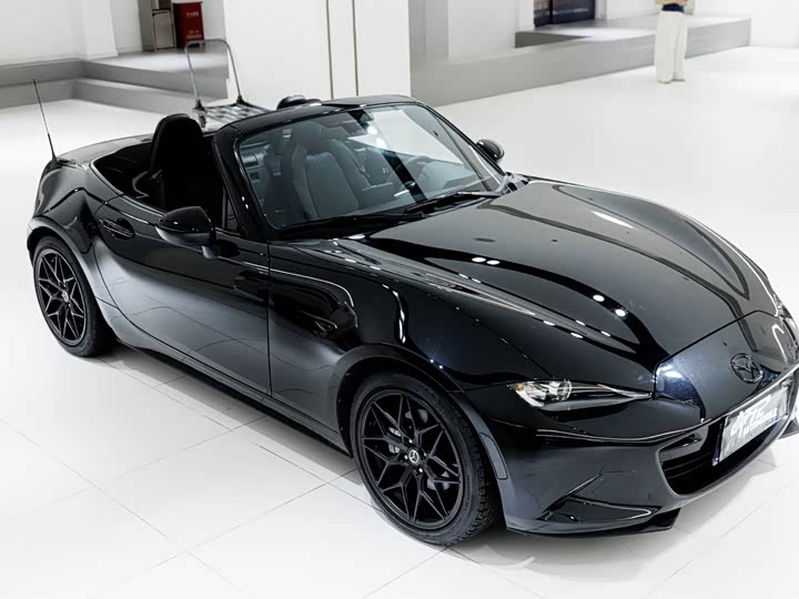 Mazda MX-5 2023 2.0L墨规版 - zdjęcie 9