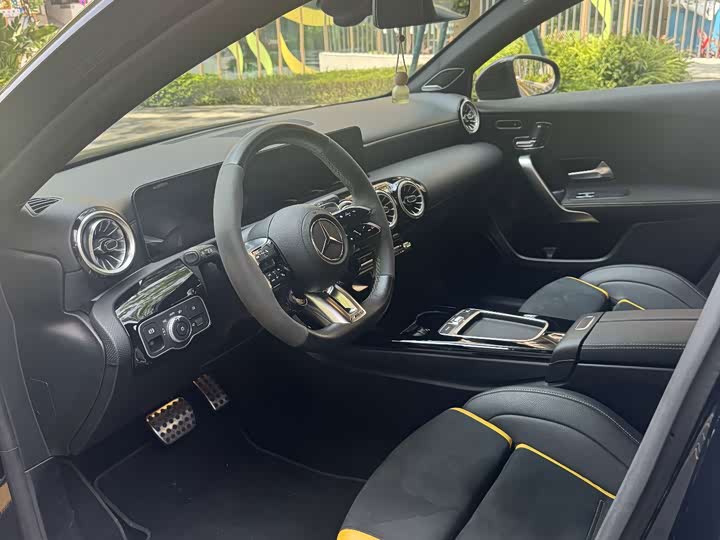 Mercedes-Benz A-Class AMG 2024 AMG A 45 S 4MATIC+ - zdjęcie 15