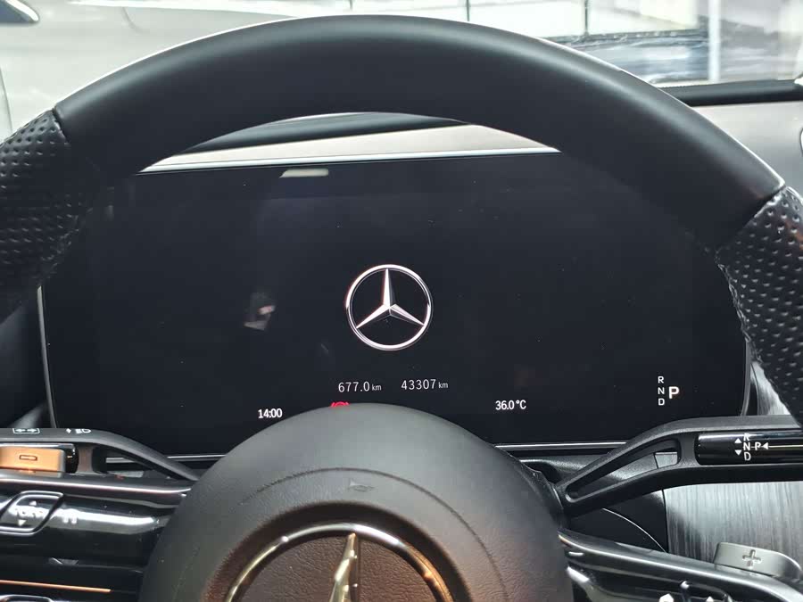 Mercedes-Benz C-Class 2023 C 200 L Sport Edition - zdjęcie 11