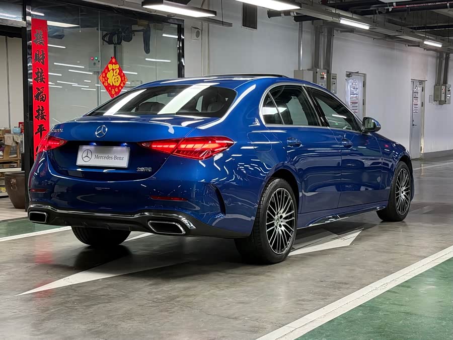 Mercedes-Benz C-Class 2023 C 200 L Sport Edition - zdjęcie 14