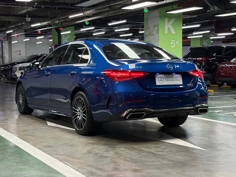 Mercedes-Benz C-Class 2023 C 200 L Sport Edition - zdjęcie 15